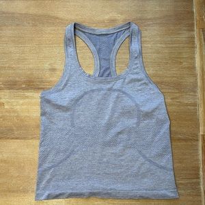 Lululemon Swiftly Tech Racerback 2.0 Race Length Size 6 Peri Purple/Iced Iris